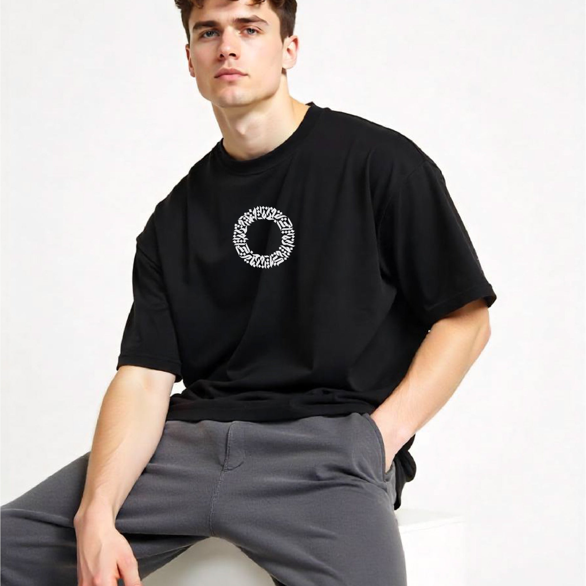 Calligraphy classic - Oversized Tshirt