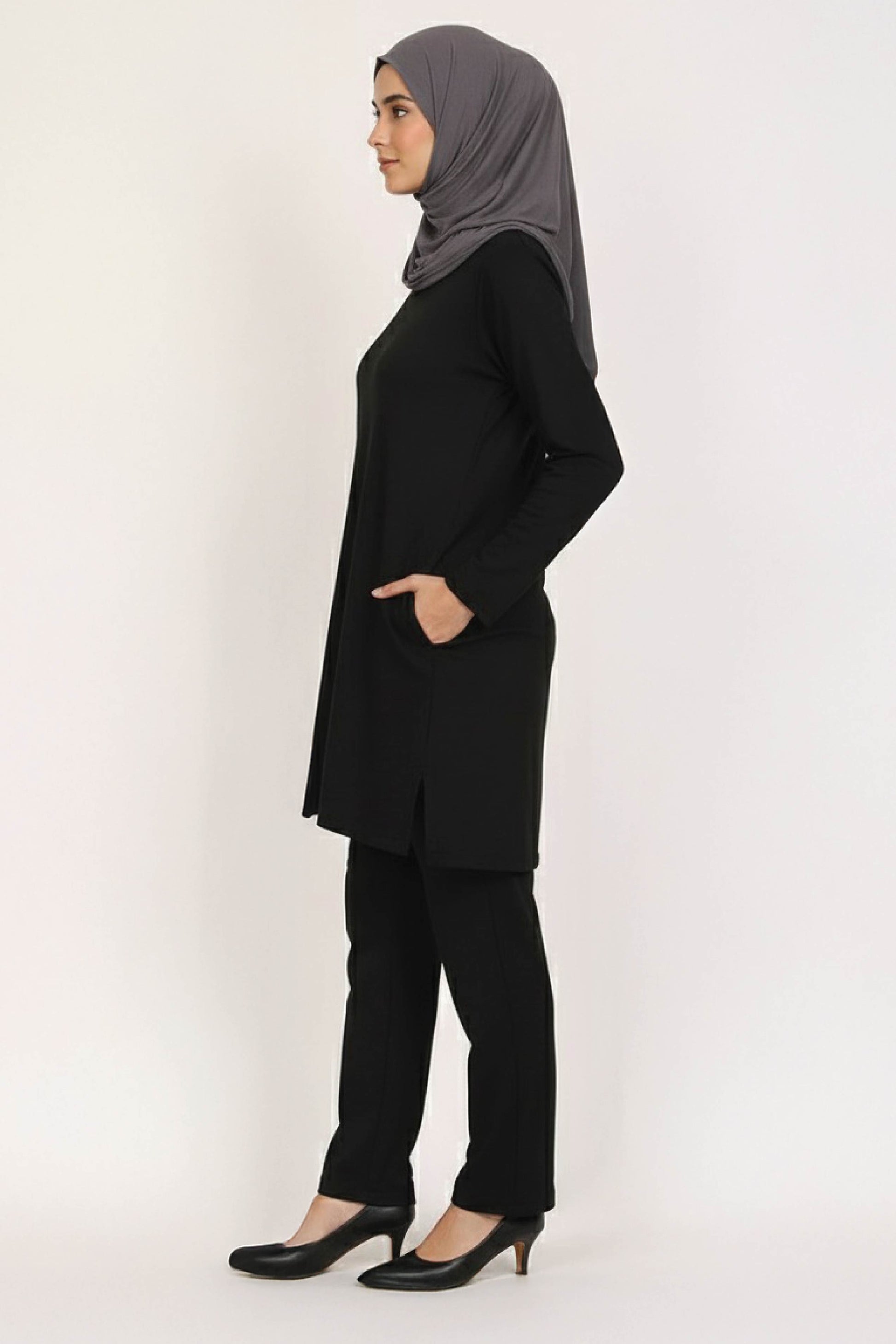 Inhale Sabr Exhale Shukr Urdu Women’s Long Tee – 100% Cotton