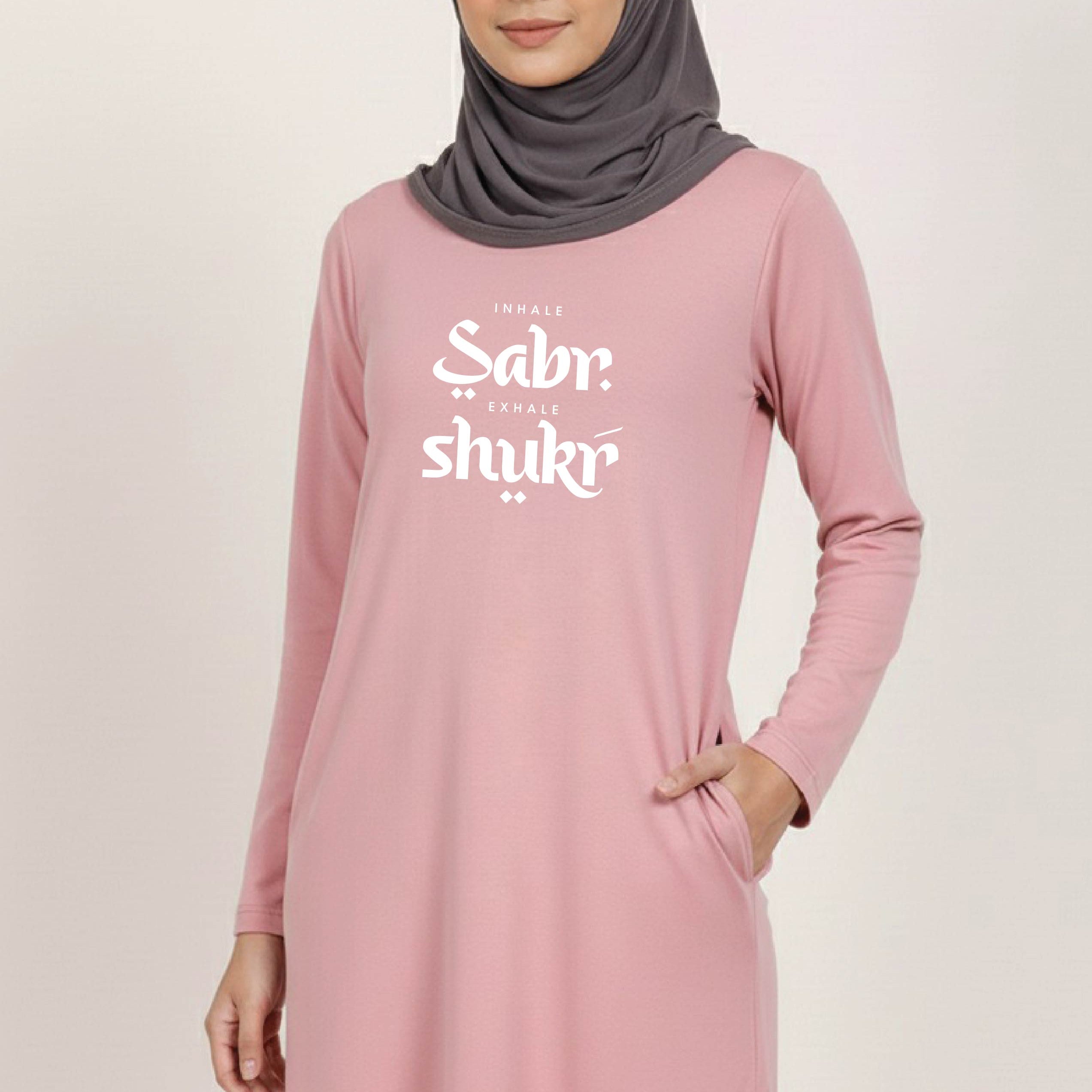 Inhale Sabr Exhale Shukr Urdu Women’s Long Tee – 100% Cotton