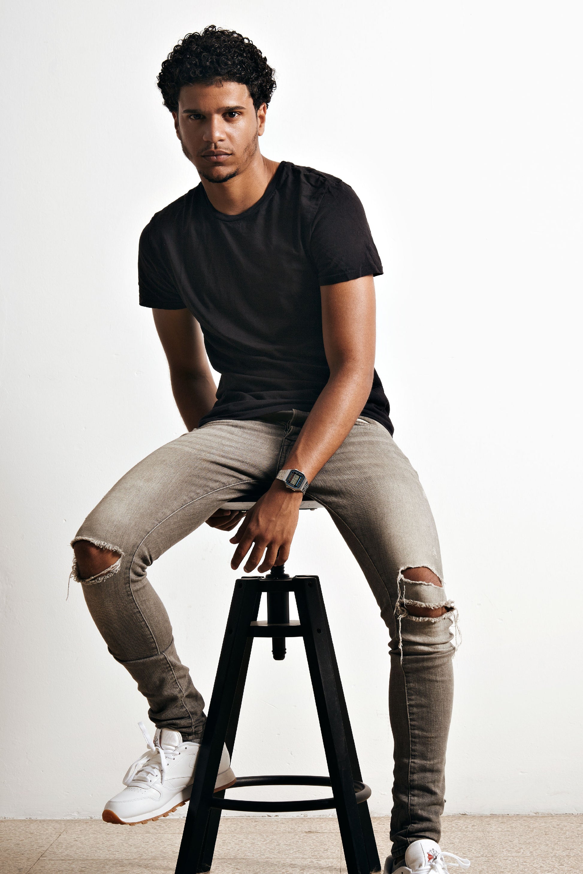 3-Pack Classic Fit T-shirts (Black, grey, White)